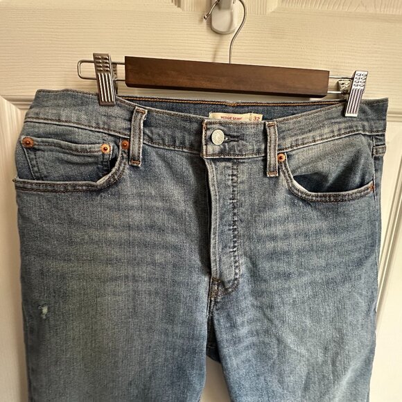 Levi’s Women’s Wedgie Skinny Distressed Jeans Size 32 High Rise Frayed Hem - Picture 4 of 13